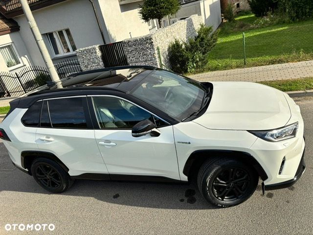 Toyota RAV4 - 16