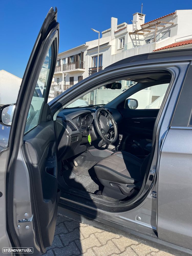 Mitsubishi ASX 1.6 DI-D Intense Black Edition - 5