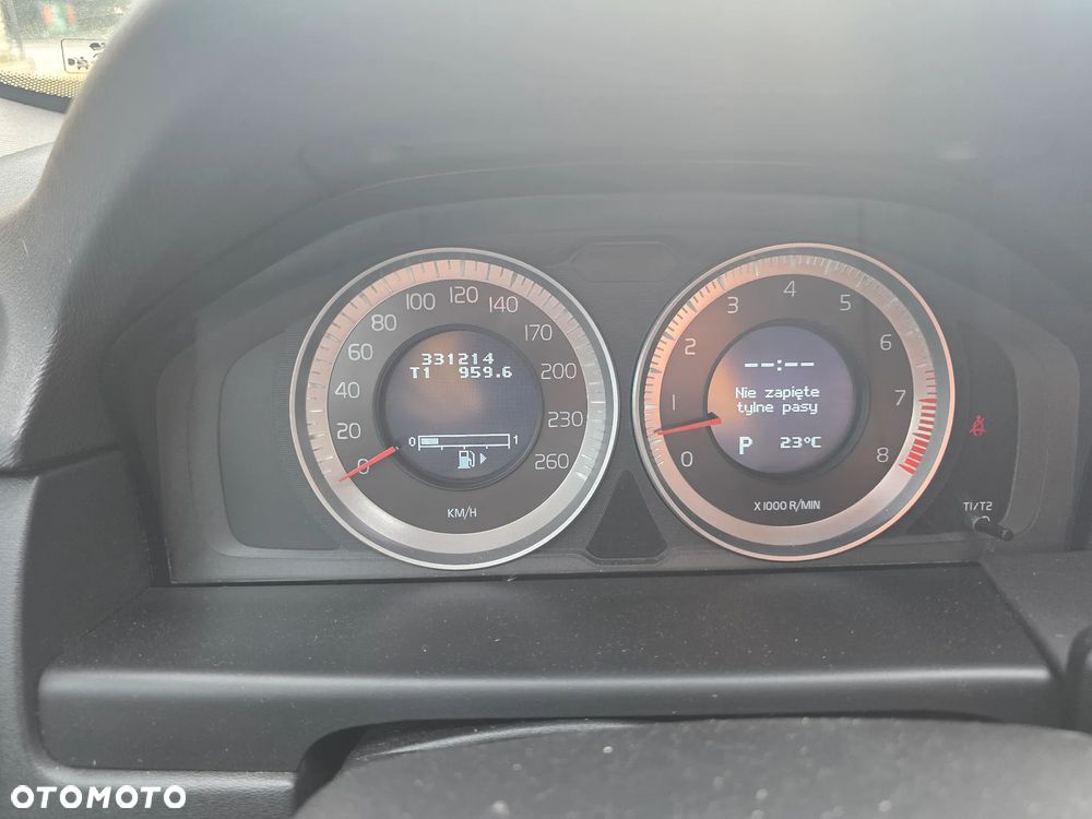 Volvo XC 70 - 9
