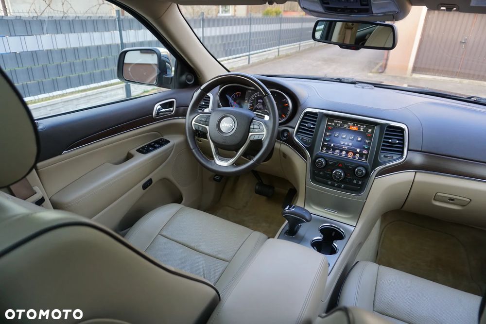 Jeep Grand Cherokee 5.7 V8 Overland - 18