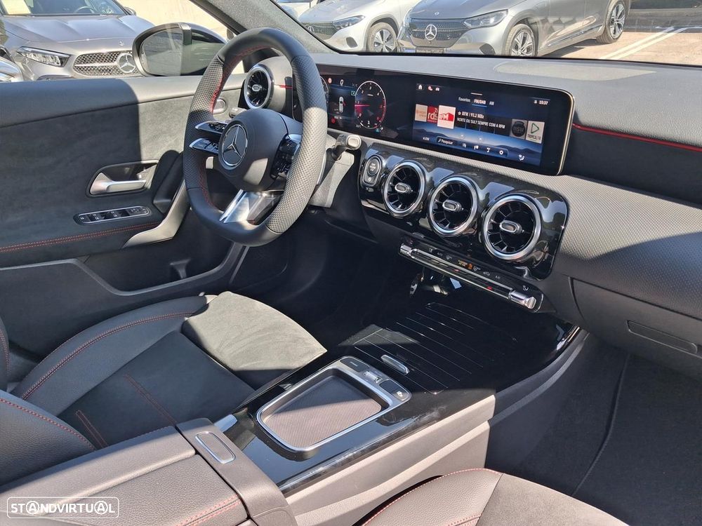 Mercedes-Benz A 180 - 15