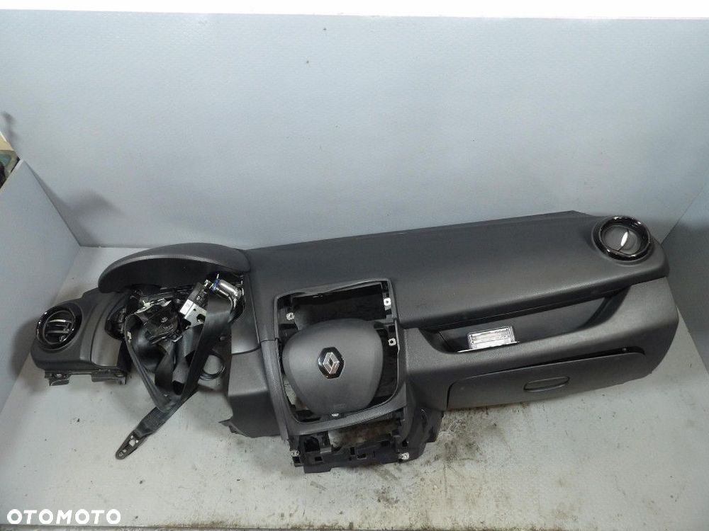RENAULT CLIO 4 IV LIFT KONSOLA KOKPIT DESKA