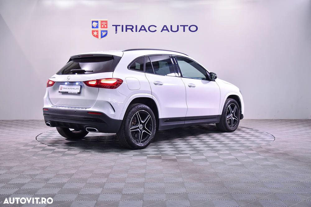 Mercedes-Benz GLA - 5