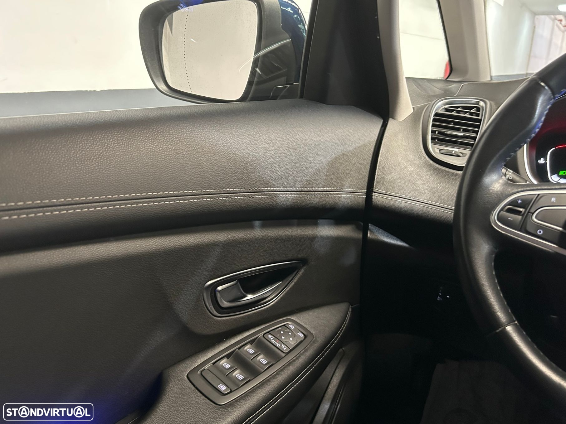 Renault Grand Scénic 1.6 dCi Intens SS - 45