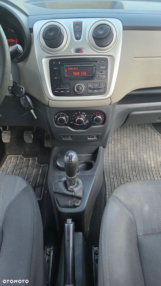 Dacia Lodgy 1.6 MPI 85 Ambiance - 26