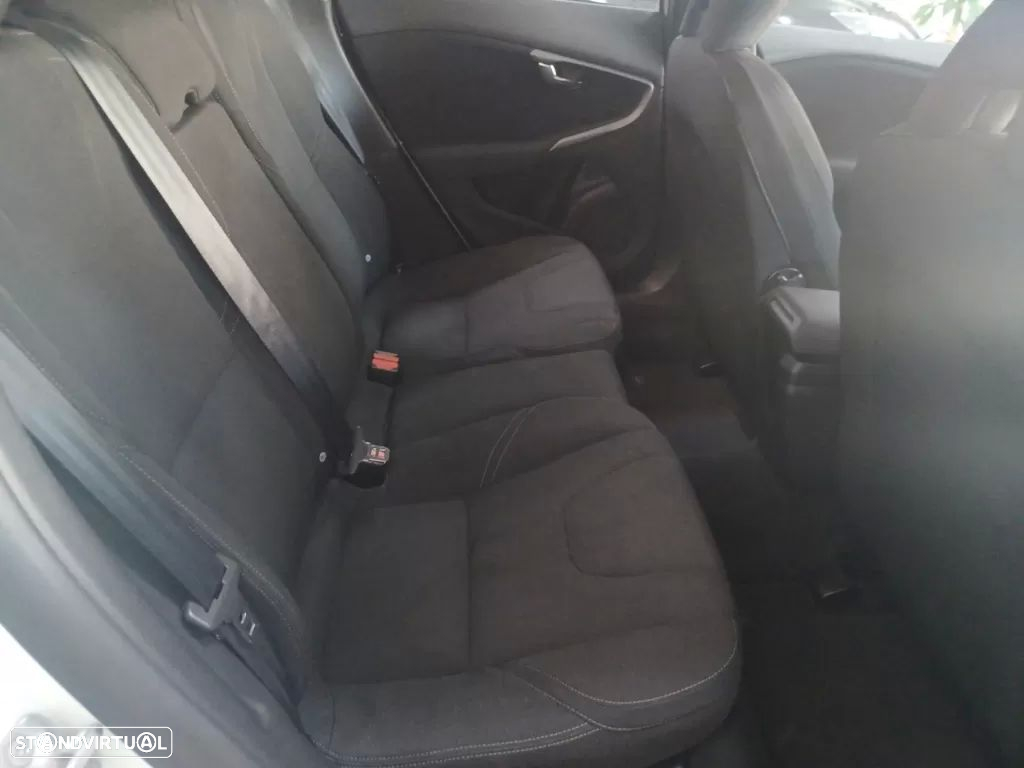 Volvo V40 Cross Country 2.0 D2 Kinetic - 26
