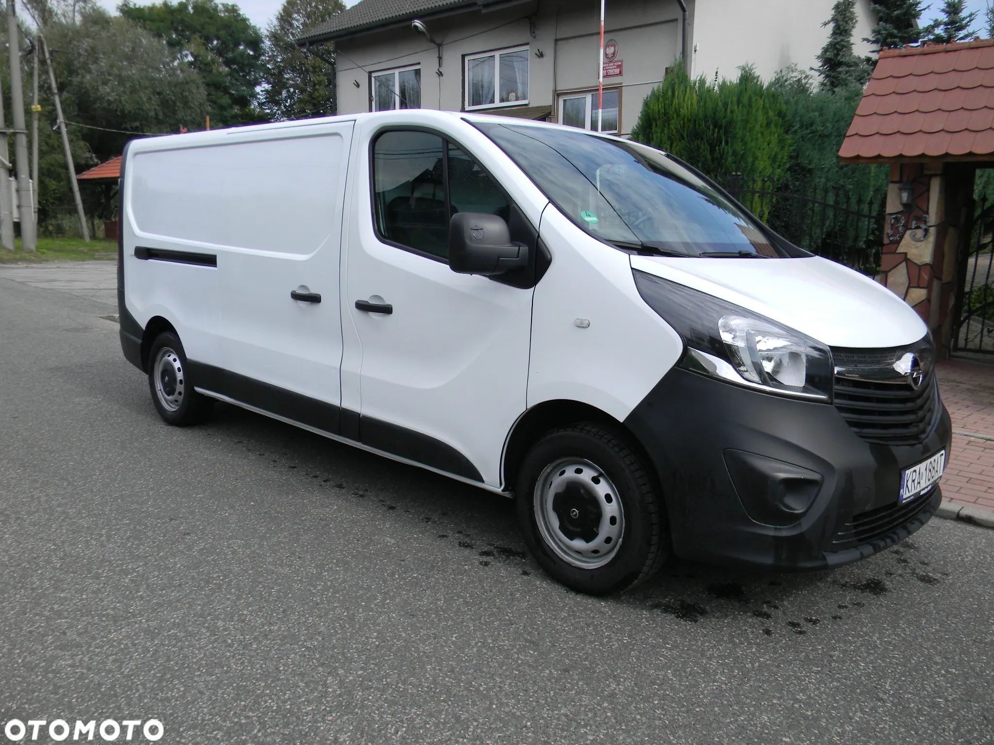 Opel Vivaro - 1