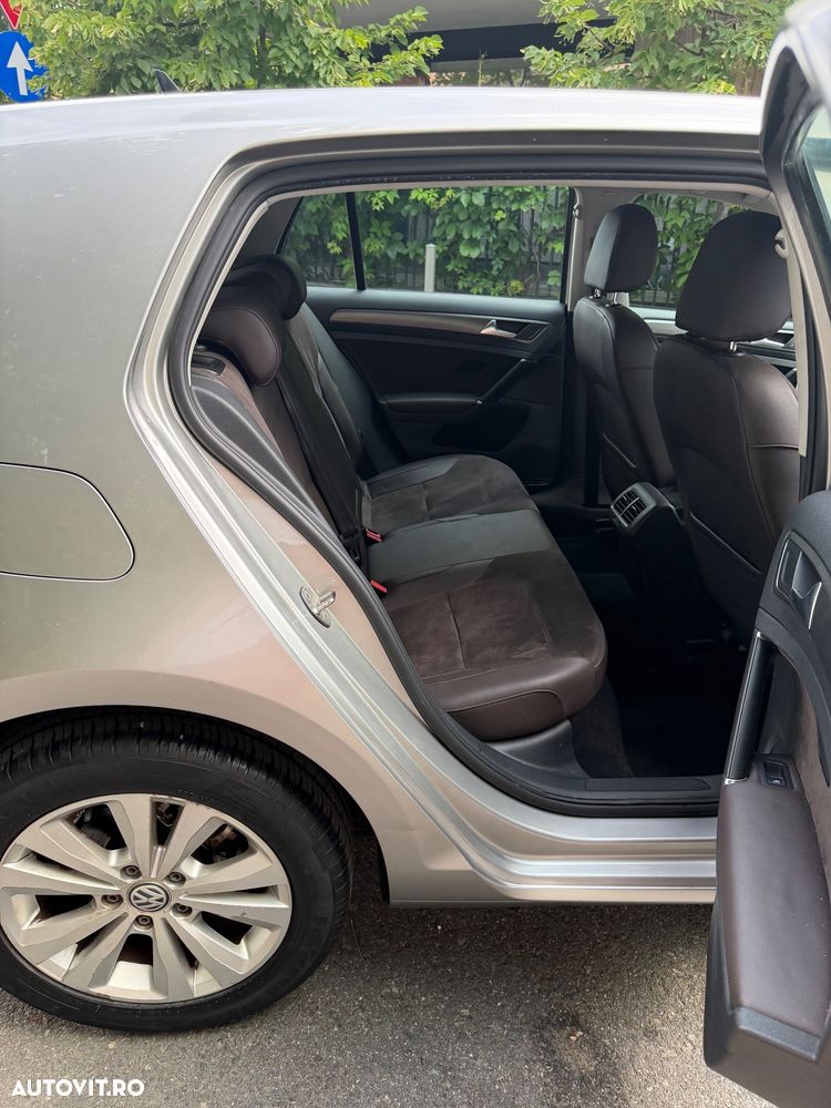 Volkswagen Golf 1.6 TDI DPF DSG Highline - 4