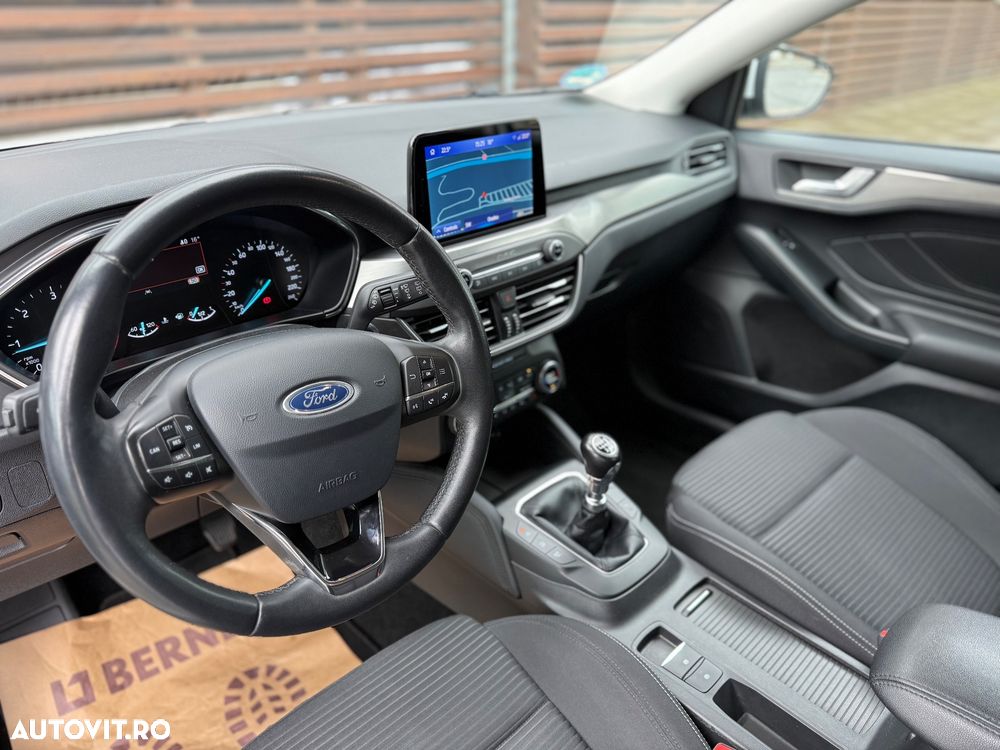 Ford Focus 1.5 EcoBlue Start-Stopp-System TITANIUM STYLE - 25