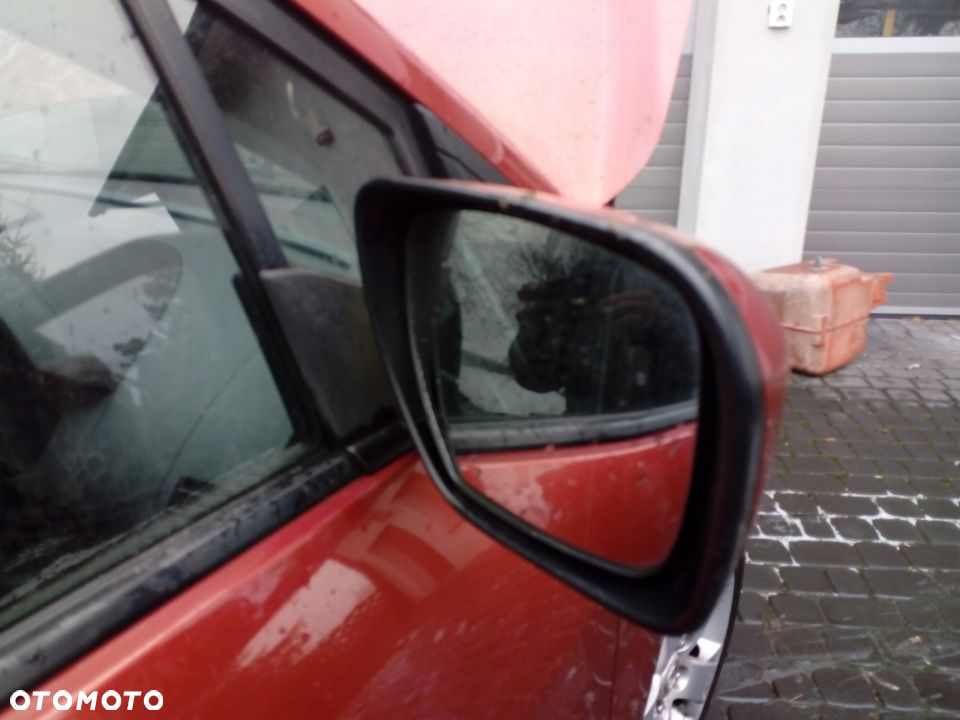 Mazda 5 V lusterko prawe 06 - 4