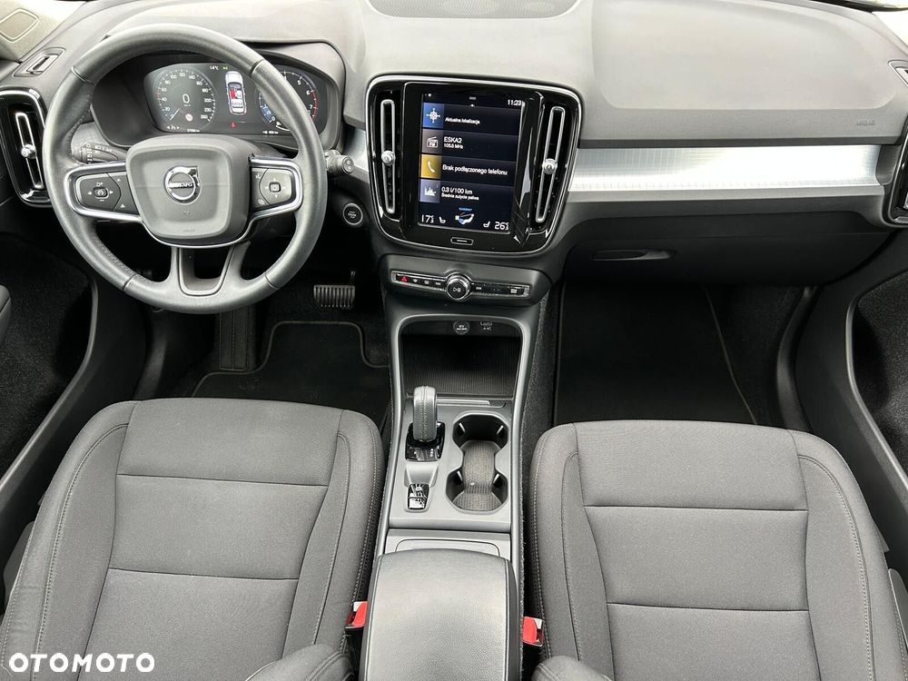 Volvo XC 40 T3 Momentum - 5