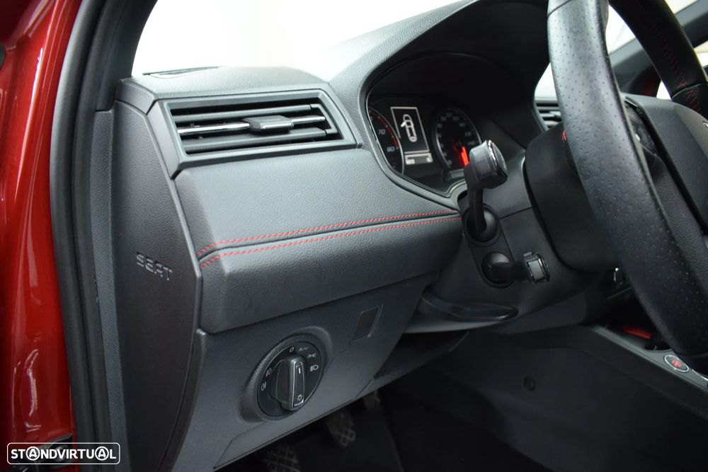 SEAT Ibiza 1.0 TSI FR - 11