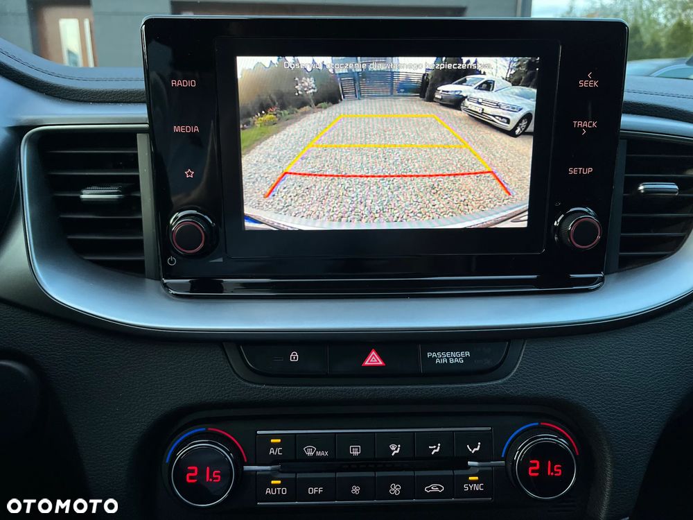 Kia Ceed 1.6 CRDi mHEV M - 15