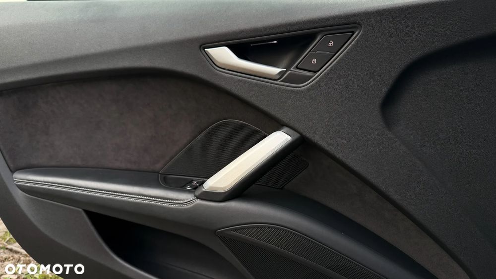 Audi TT Roadster - 20