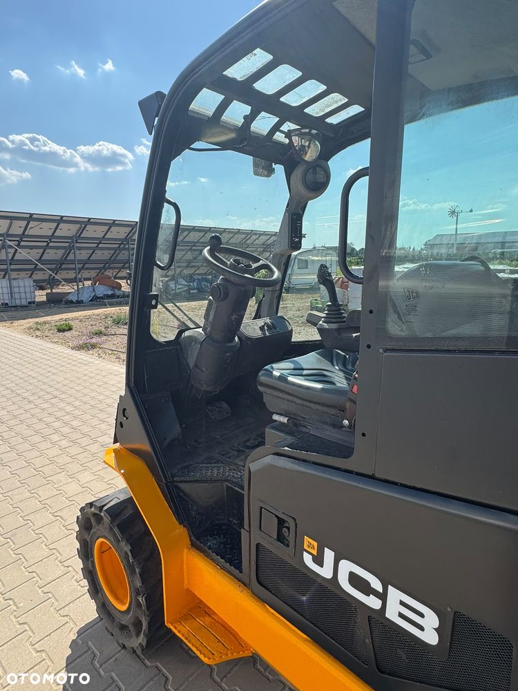 JCB TLT 35D 4x4 - 18