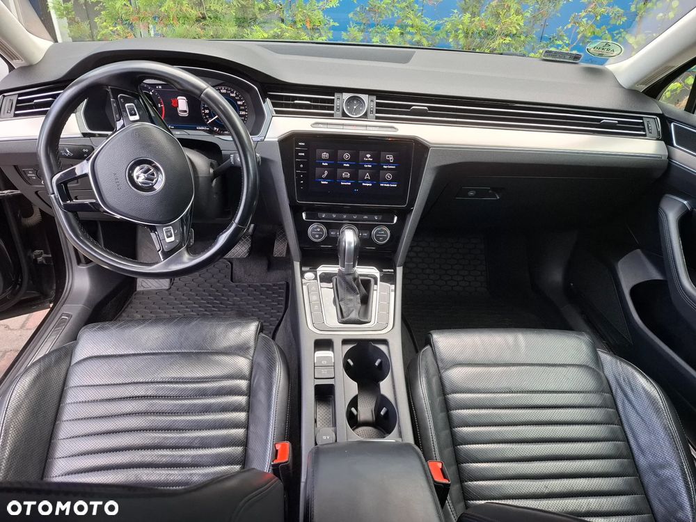 Volkswagen Passat 2.0 TDI Bi-Turbo BMT 4Mot Highline DSG - 7
