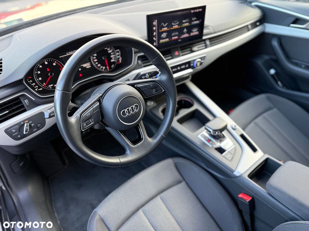 Audi A4 Limousine - 18