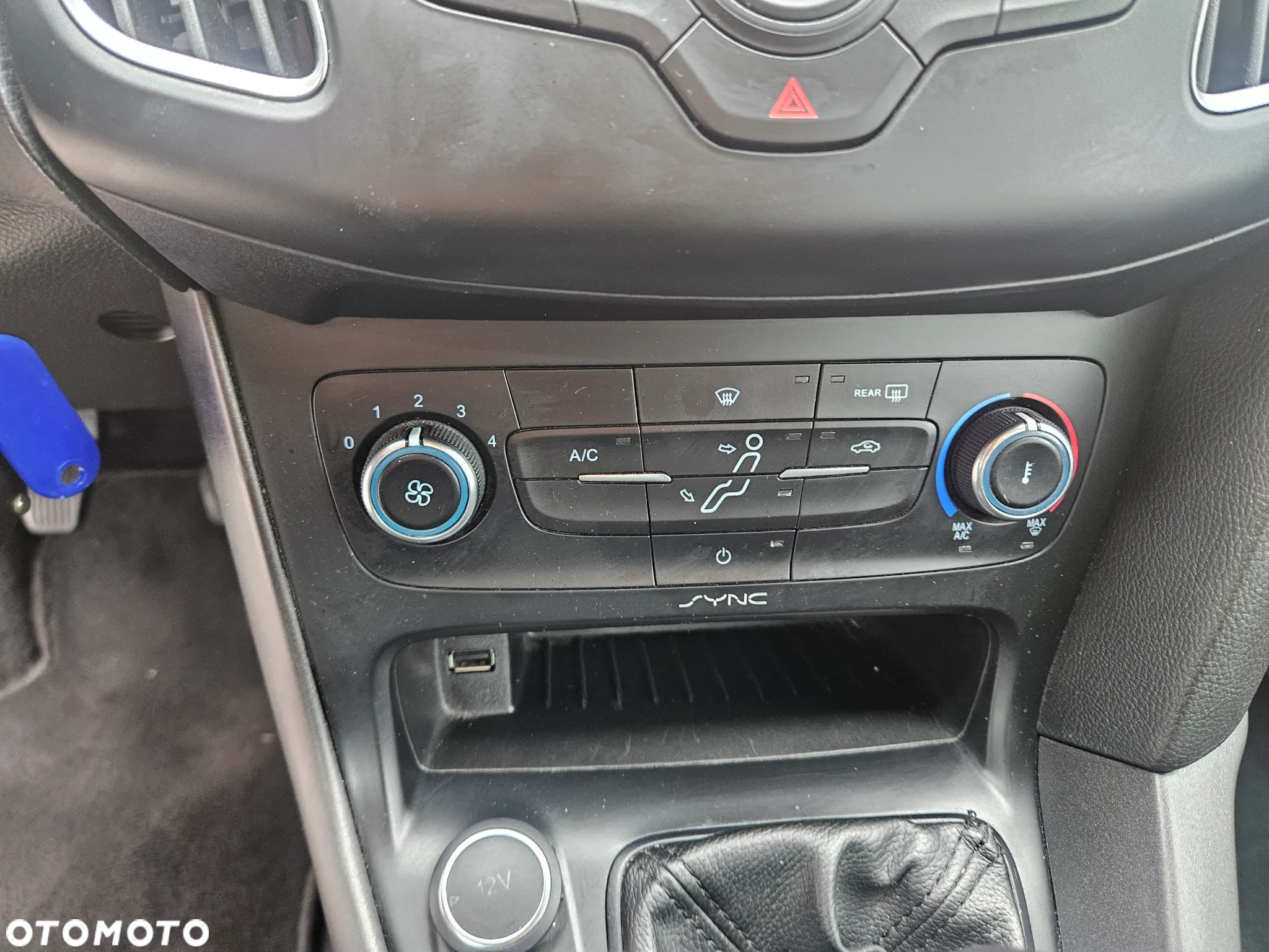 Ford Focus 1.0 EcoBoost Active Business - 28