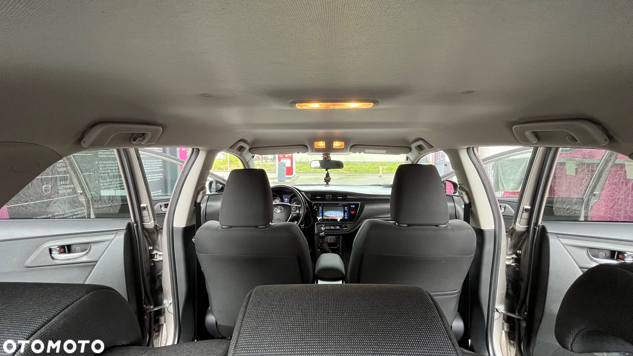 Toyota Auris 1.6 Comfort - 18