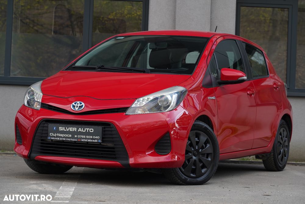 Toyota Yaris 1.5 VVT-i HSD Sol - 17