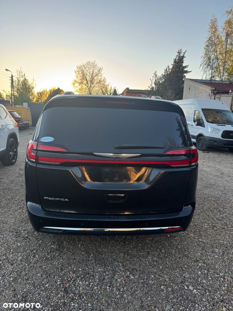 Chrysler Pacifica - 19