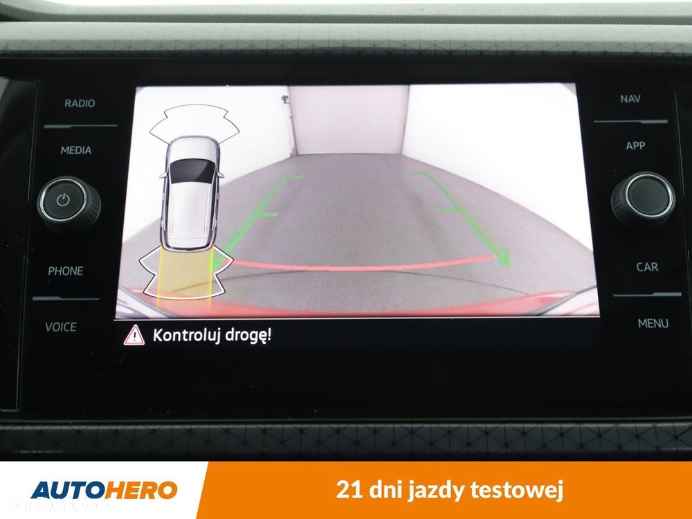 Volkswagen T-Cross - 22