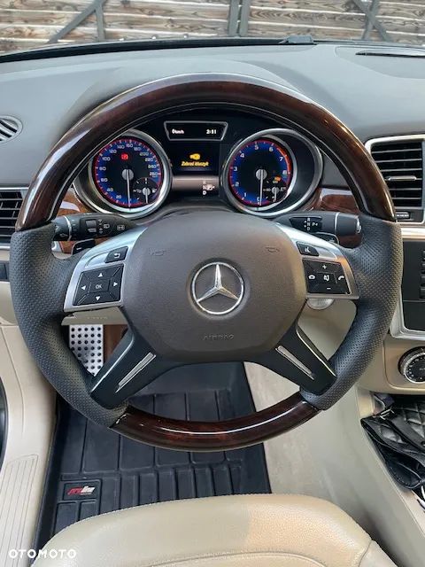 Mercedes-Benz ML 350 4MATIC (BlueEFFICIENCY) 7G-TRONIC - 18