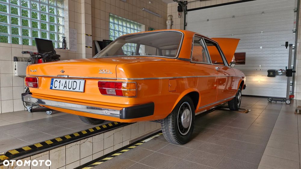 Audi 100 - 11