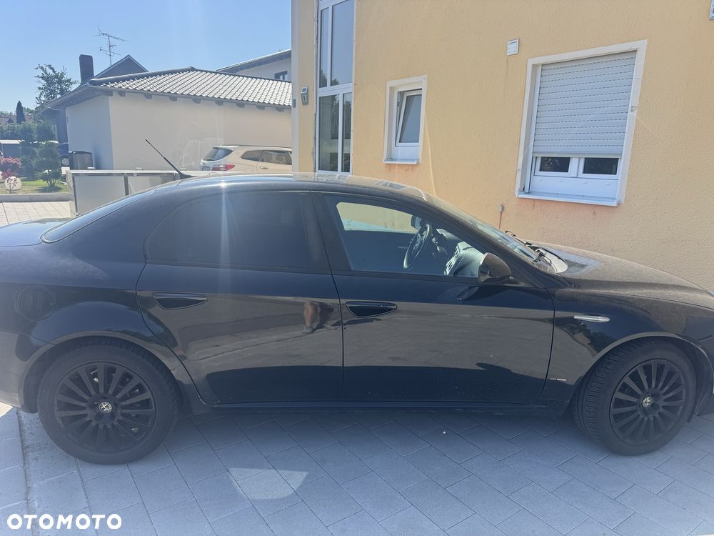 Alfa Romeo 159 - 1