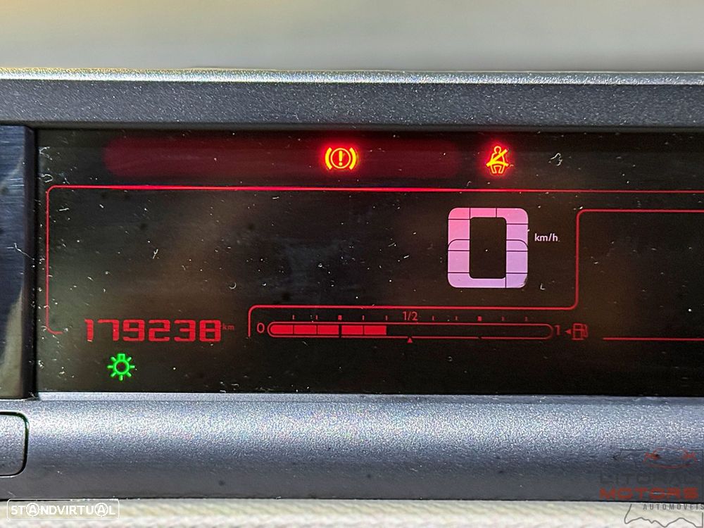 Citroën C4 Cactus BlueHDi 100 Stop&Start Selection - 25