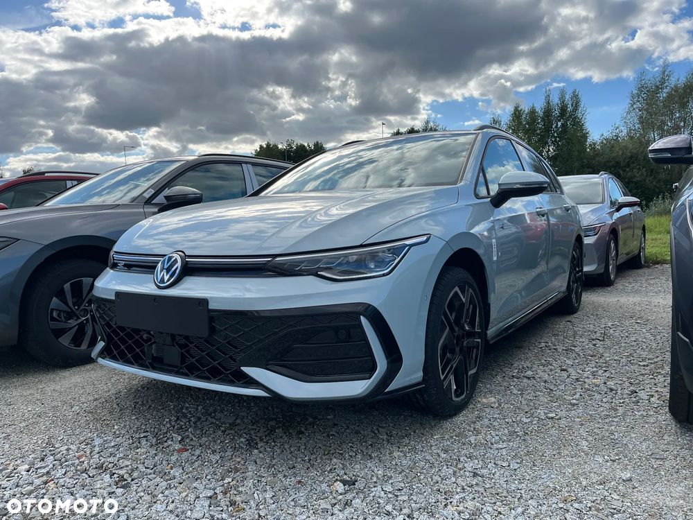 Volkswagen Golf VIII 2.0 TDI R-Line Plus DSG - 2