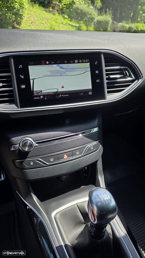 Peugeot 308 1.6 e-THP GTi - 18