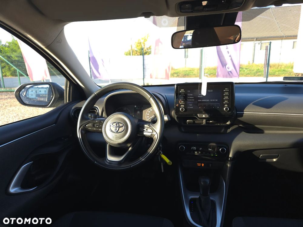 Toyota Yaris - 32