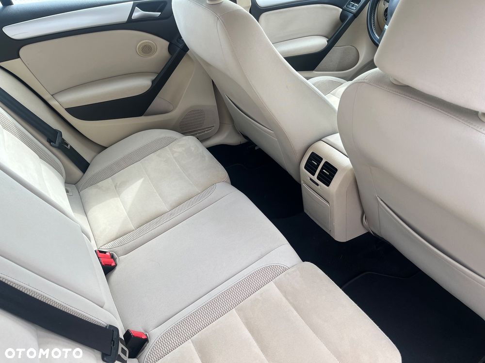 Volkswagen Golf 1.4 TSI Highline - 13