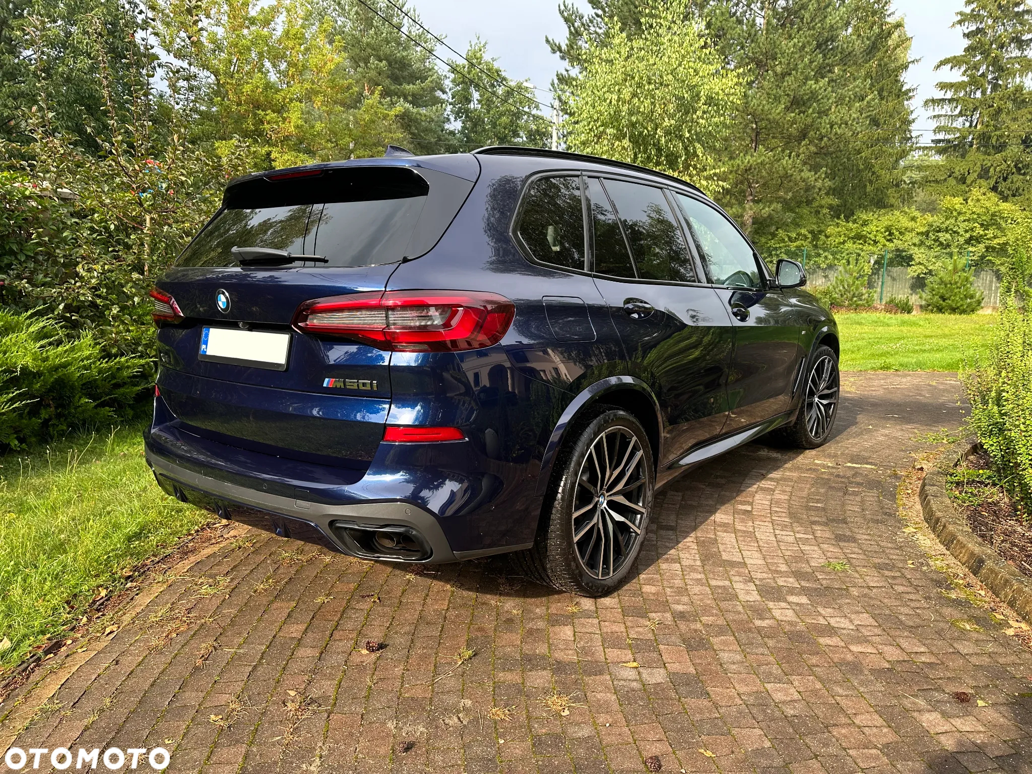 BMW X5 M M50i - 2