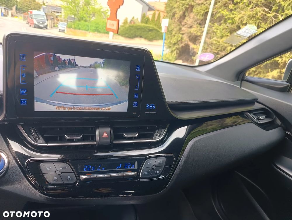 Toyota C-HR Style - 9