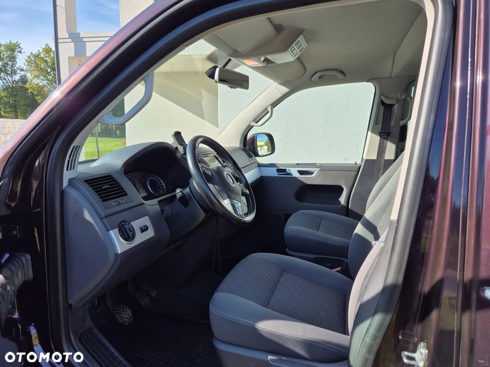 Volkswagen Multivan - 19