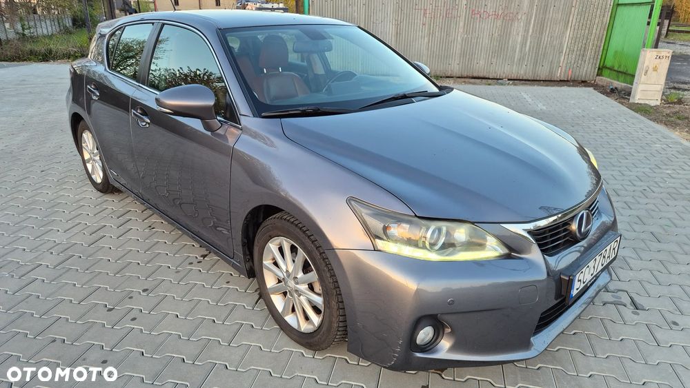 Lexus CT 200h Prestige - 9