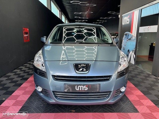 Peugeot 5008 1.6 HDi Executive - 2