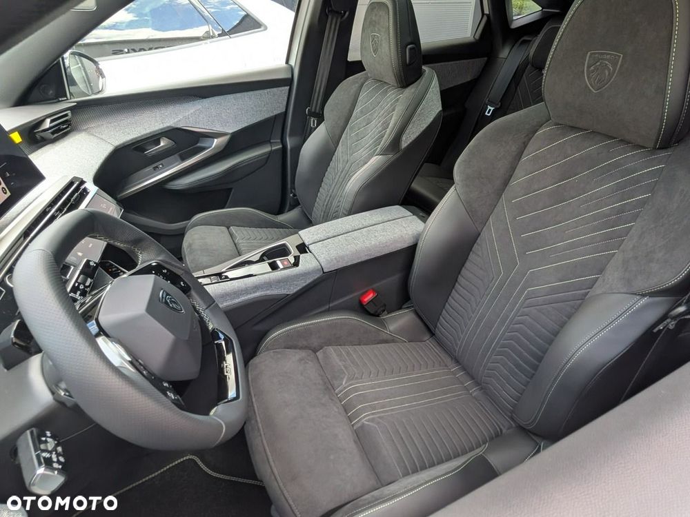 Peugeot 3008 225 e-DSC7 GT EXCLUSIVE - 13