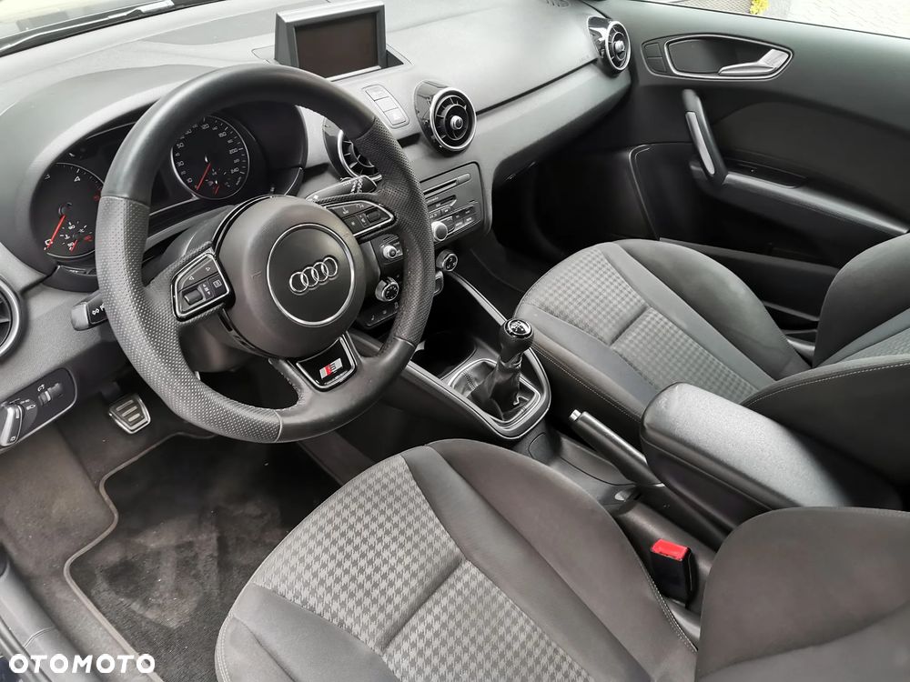 Audi A1 Sportback 1.6 TDI Ambition - 28