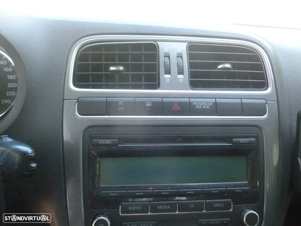 VW Polo 1.6 TDI Highline - 30
