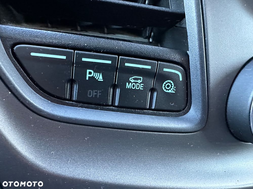 Ford TRANSIT L4H3 - 14