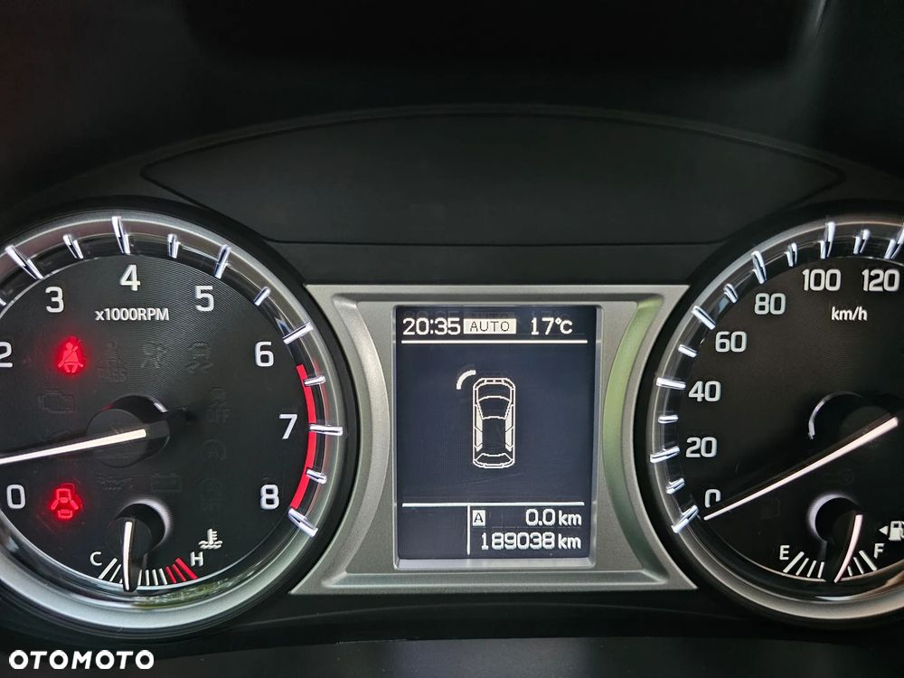 Suzuki Vitara 1.6 (4x4) Allgrip Comfort+ - 26