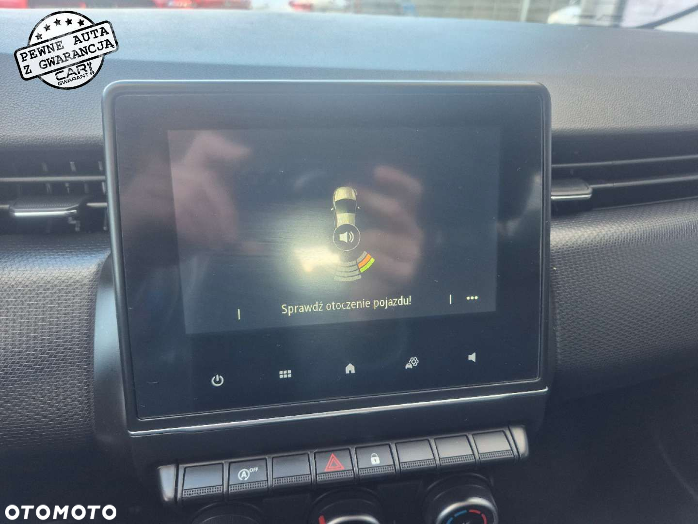 Renault Clio - 32