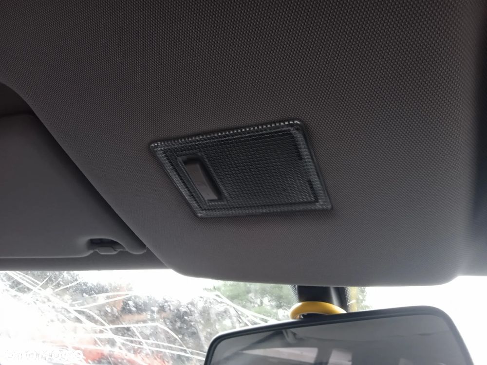 LAMPKA PODSUFITKI OPEL ASTRA H III HB - 1