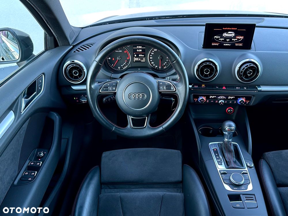 Audi A3 Sportback 2.0 TDI S tronic S line Sportpaket - 19