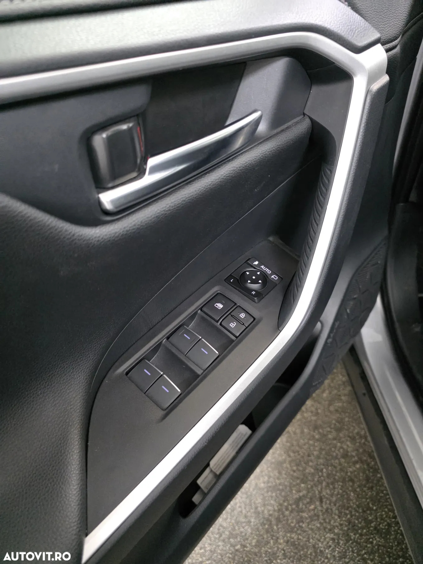 Toyota RAV4 2.5 Hybrid VVT-iE 4x4 Dynamic - 16