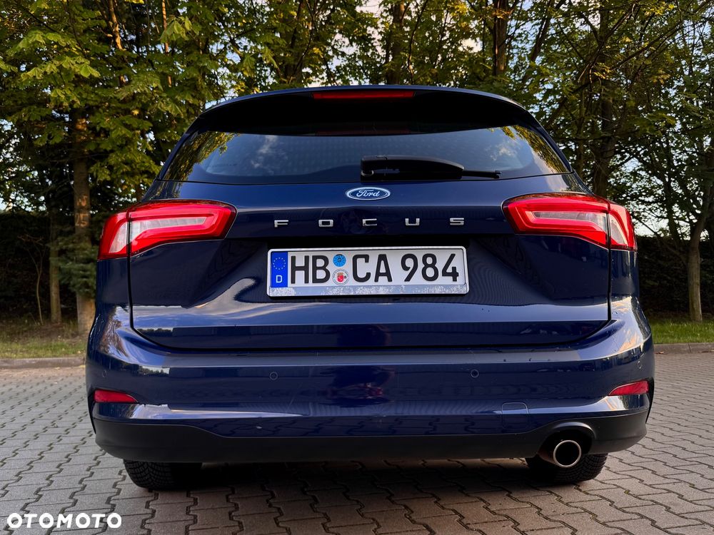 Ford Focus 1.0 EcoBoost Start-Stopp-System TITANIUM STYLE - 6