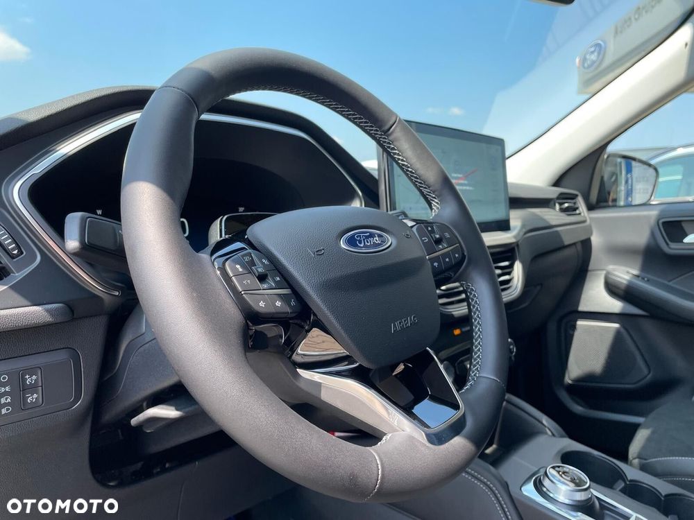 Ford Kuga - 17